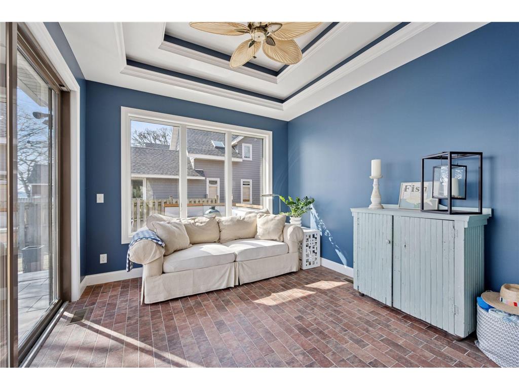 263 Lake Avenue N Spicer MN 56288 - Green 6818037 image13