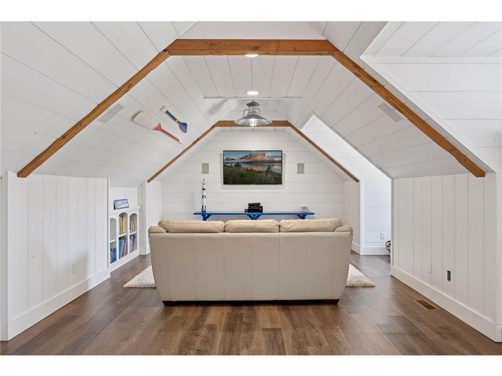 263 Lake Avenue N Spicer MN 56288 - Green 6818037 image35