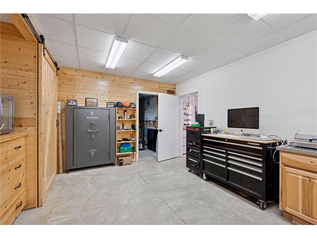 263 Lake Avenue N Spicer MN 56288 - Green 6818037 image50