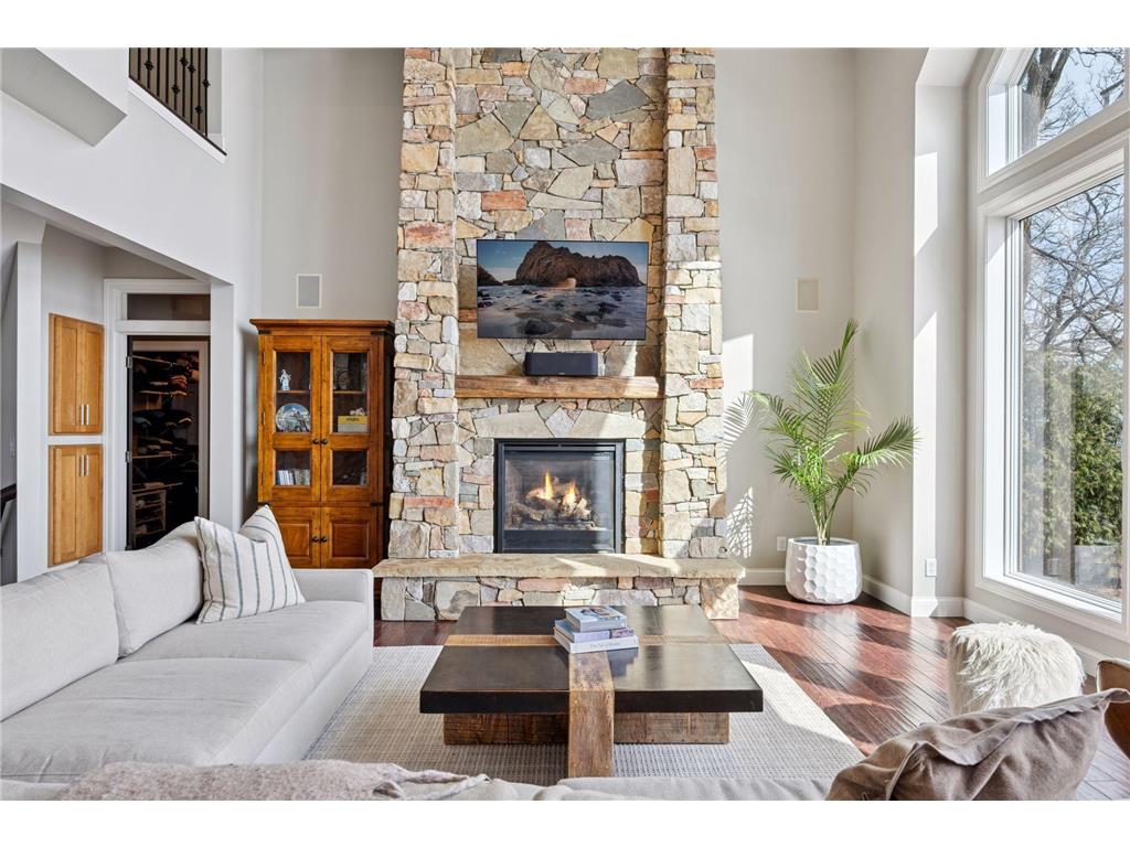 263 Lake Avenue N Spicer MN 56288 - Green 6818037 image8