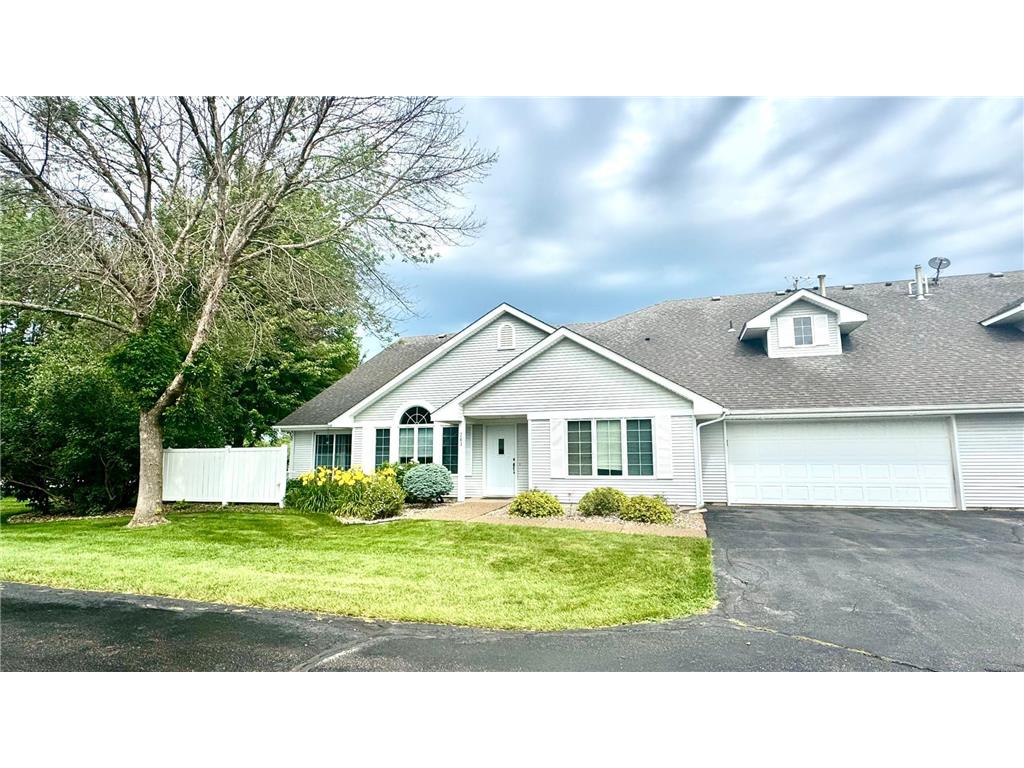 263 Plum Run #1 Le Sueur MN 56058 6772732 image1