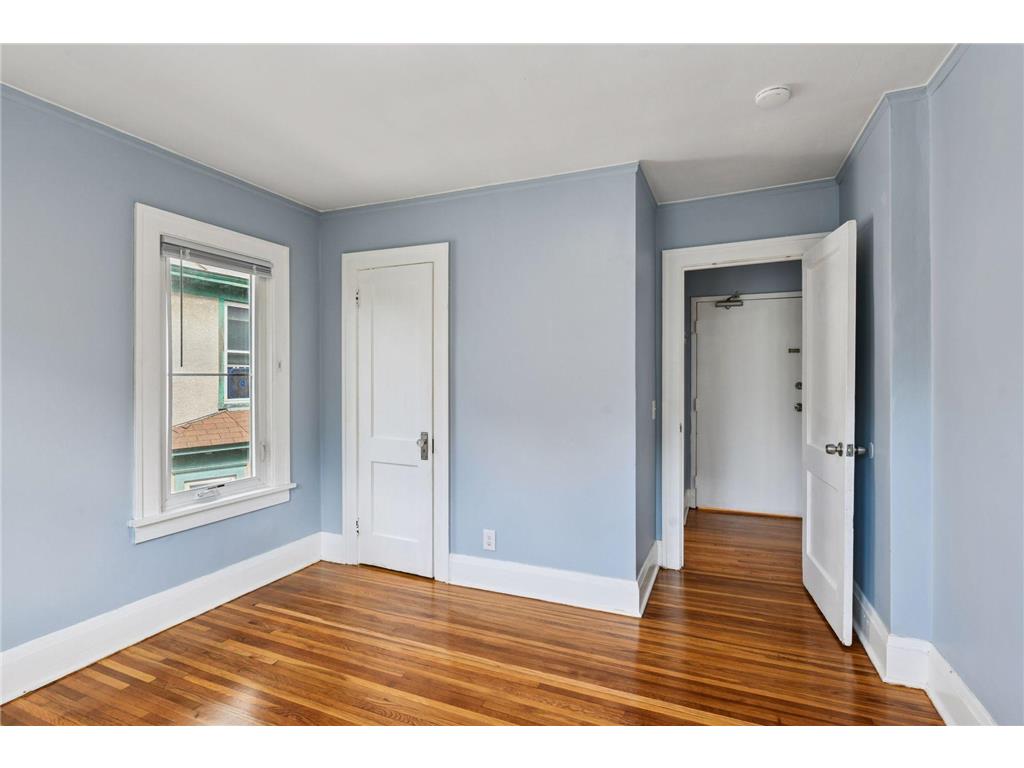2630 Dupont Avenue N Minneapolis MN 55411 7057623 image14