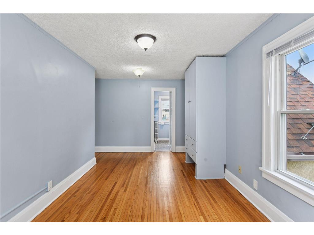 2630 Dupont Avenue N Minneapolis MN 55411 7057623 image21