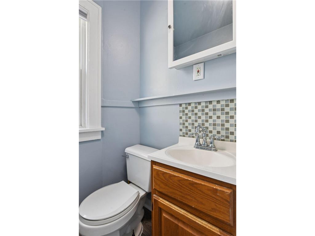 2630 Dupont Avenue N Minneapolis MN 55411 7057623 image23