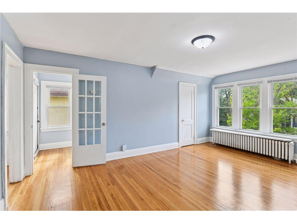 2630 Dupont Avenue N Minneapolis MN 55411 7057623 image5