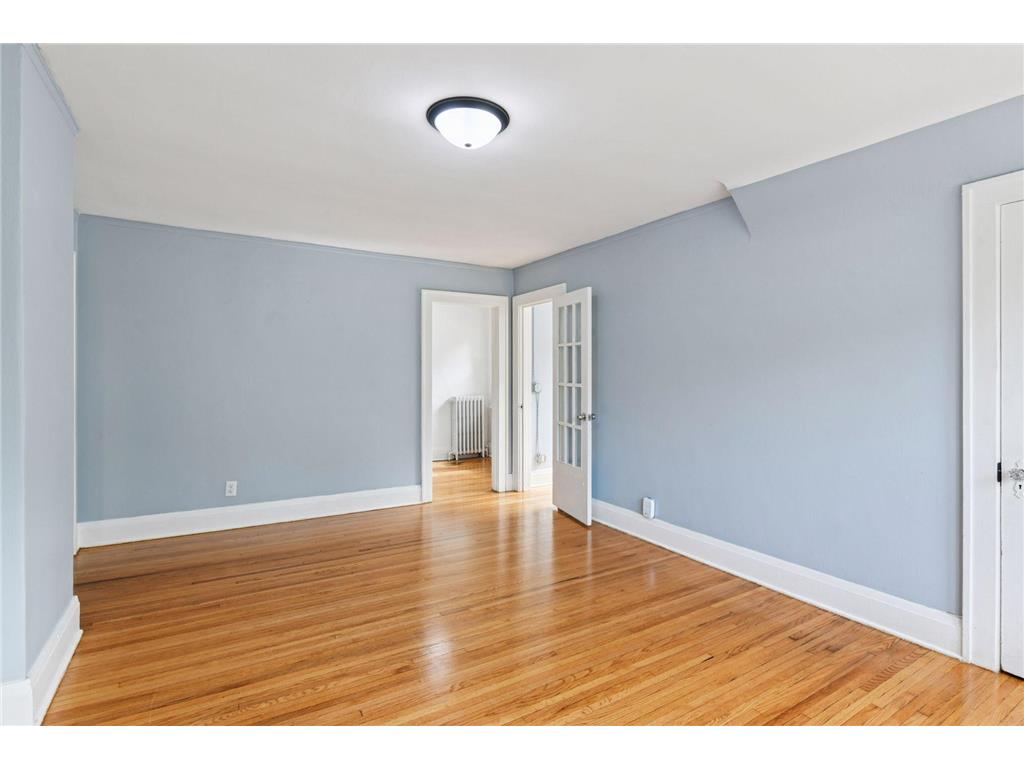 2630 Dupont Avenue N Minneapolis MN 55411 7057623 image7