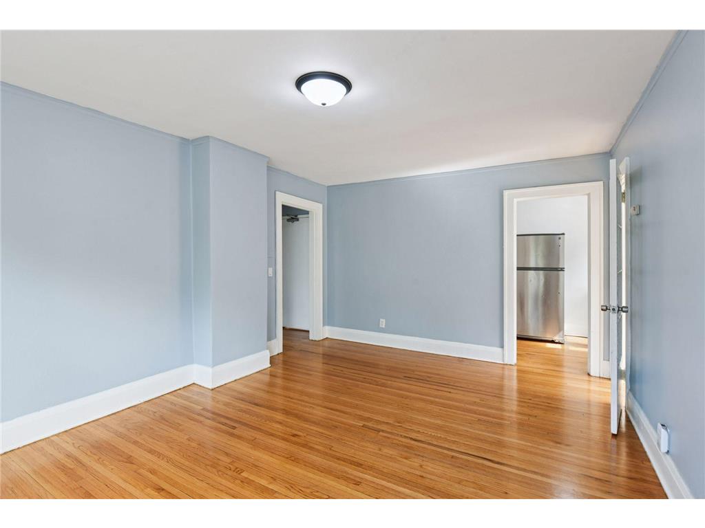 2630 Dupont Avenue N Minneapolis MN 55411 7057623 image8