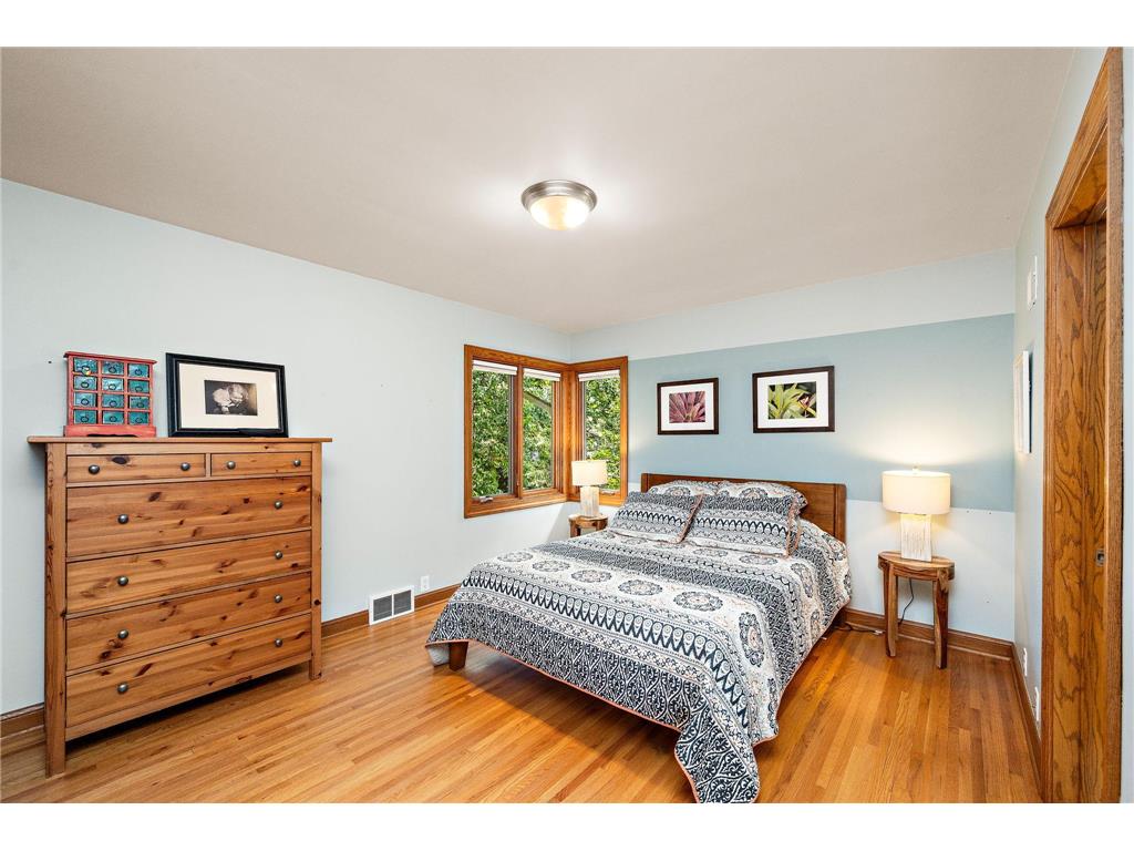 2630 Major Avenue N Golden Valley MN 55422 7113346 image13