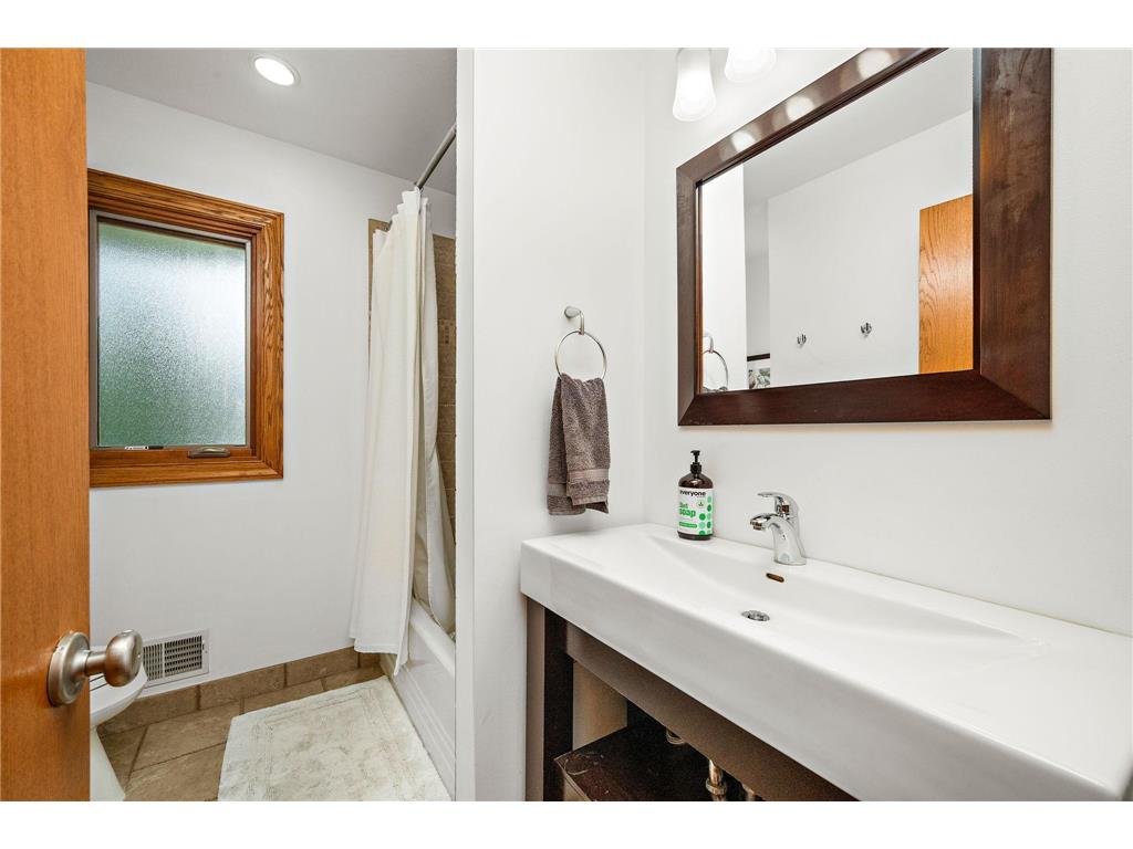 2630 Major Avenue N Golden Valley MN 55422 7113346 image19