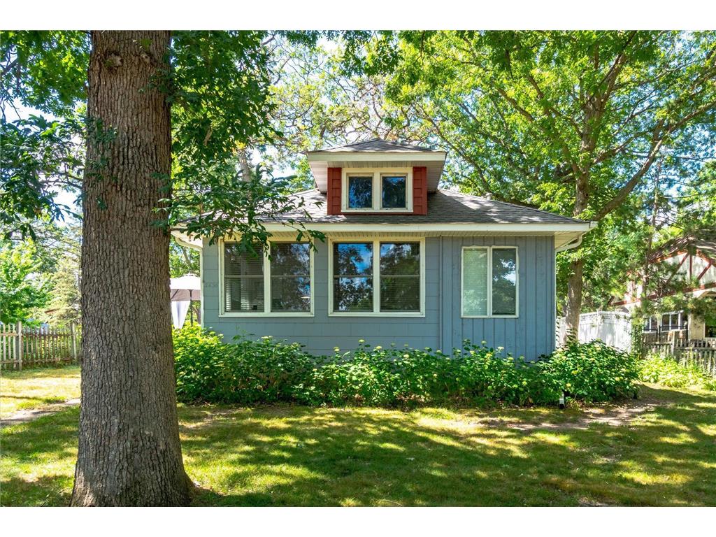 2630 S Shore Boulevard, White Bear Lake, MN, 55110 MLS 6239803 Edina Realty