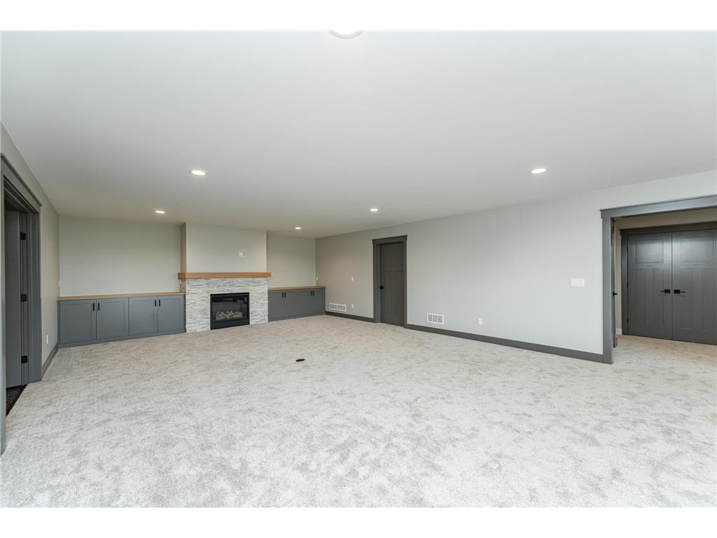 2630 Scenic Point Drive SW Rochester MN 55902 6532416 image35