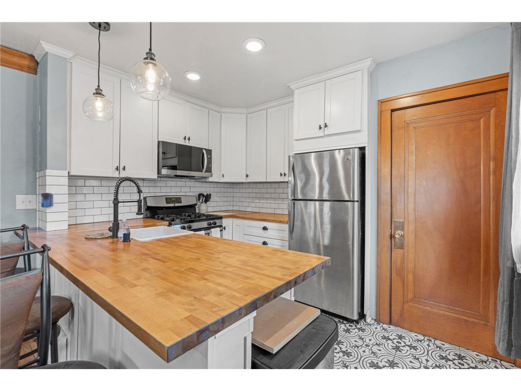 2630 Ulysses Street NE Minneapolis MN 55418 7067308 image13