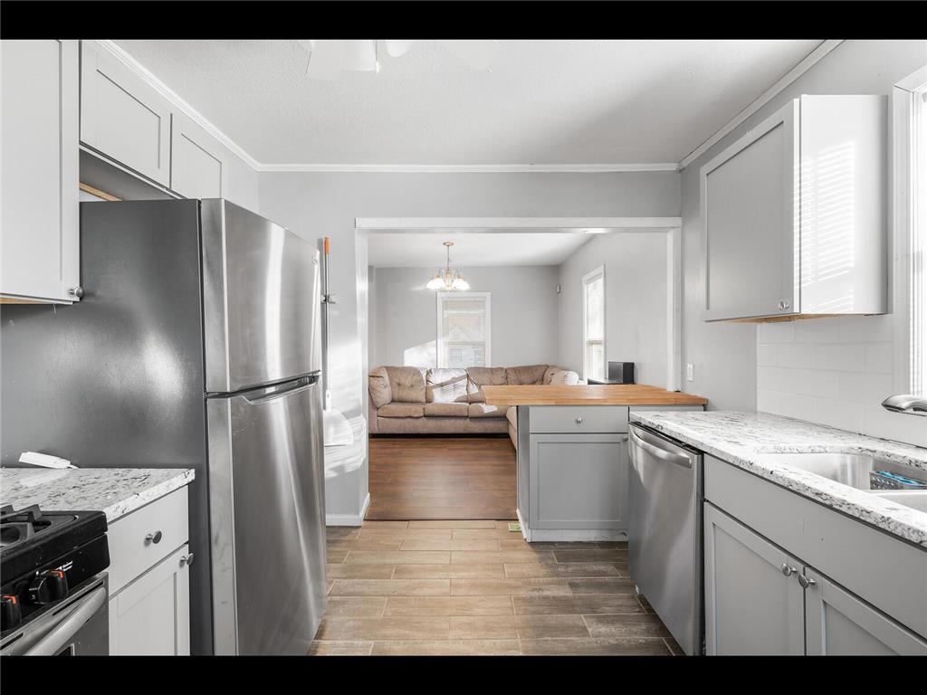 2631 Thomas Avenue N Minneapolis MN 55411 7032671 image10