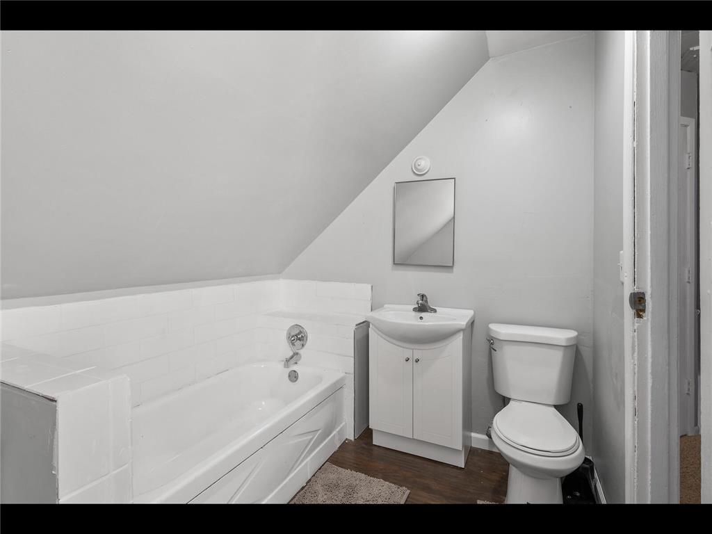 2631 Thomas Avenue N Minneapolis MN 55411 7032671 image14