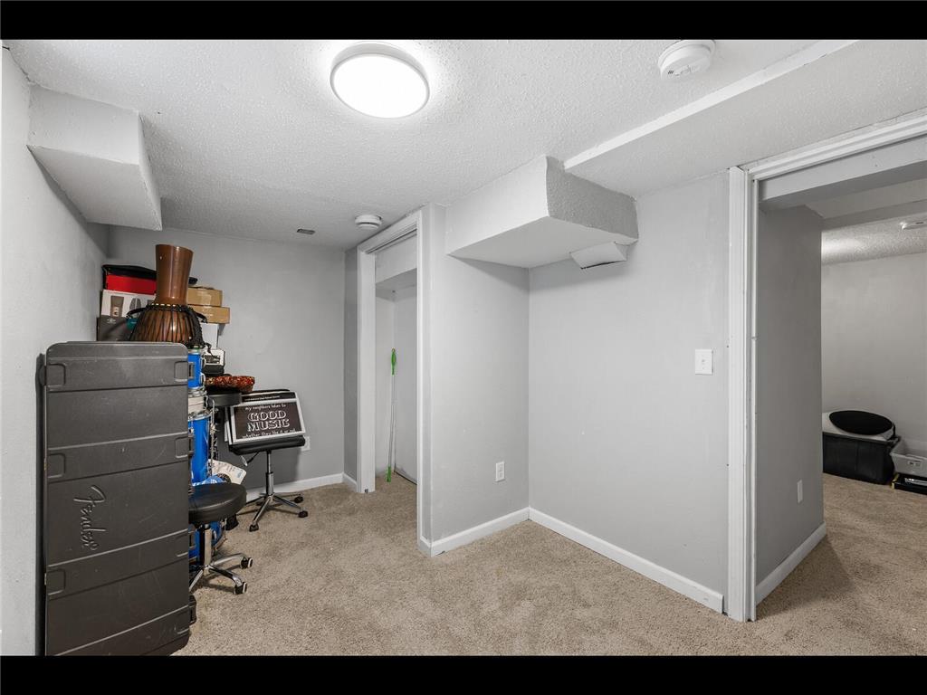 2631 Thomas Avenue N Minneapolis MN 55411 7032671 image19