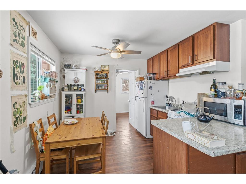 2633 Division Street N North Saint Paul MN 55109 7016429 image17