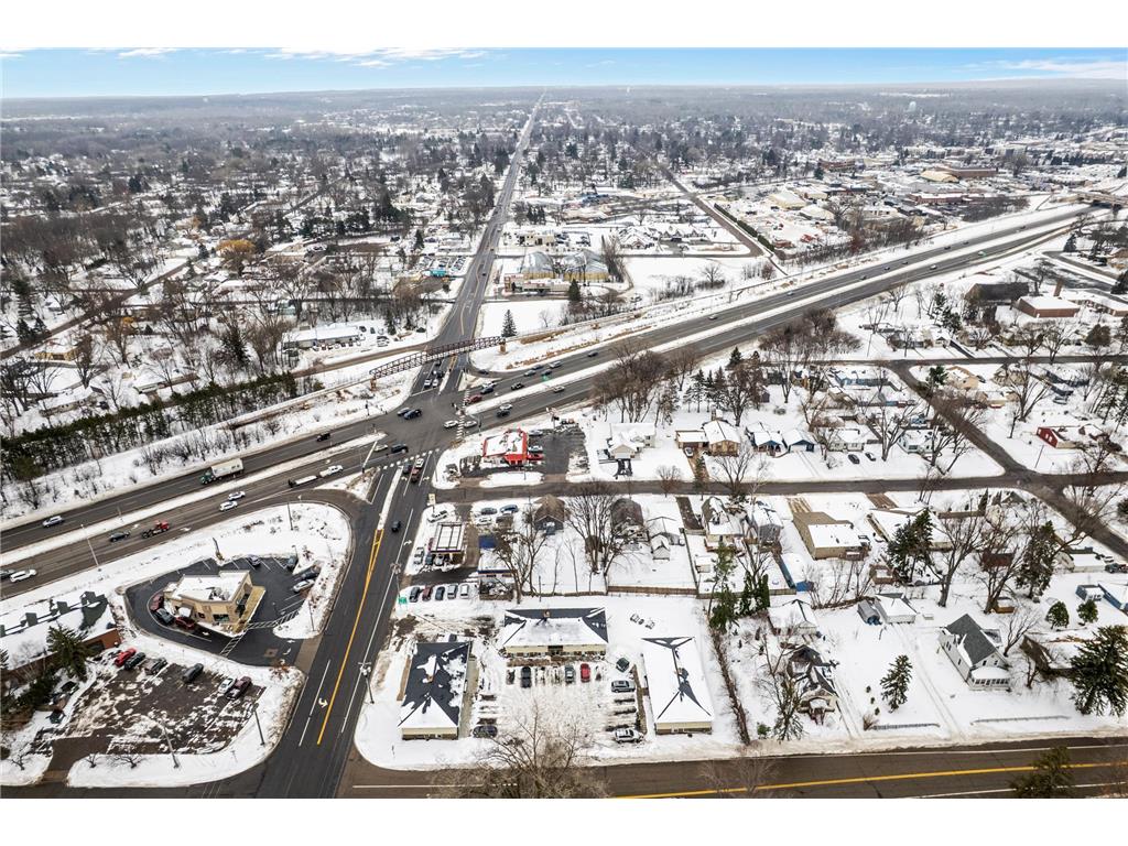 2633 Division Street N North Saint Paul MN 55109 7016429 image25