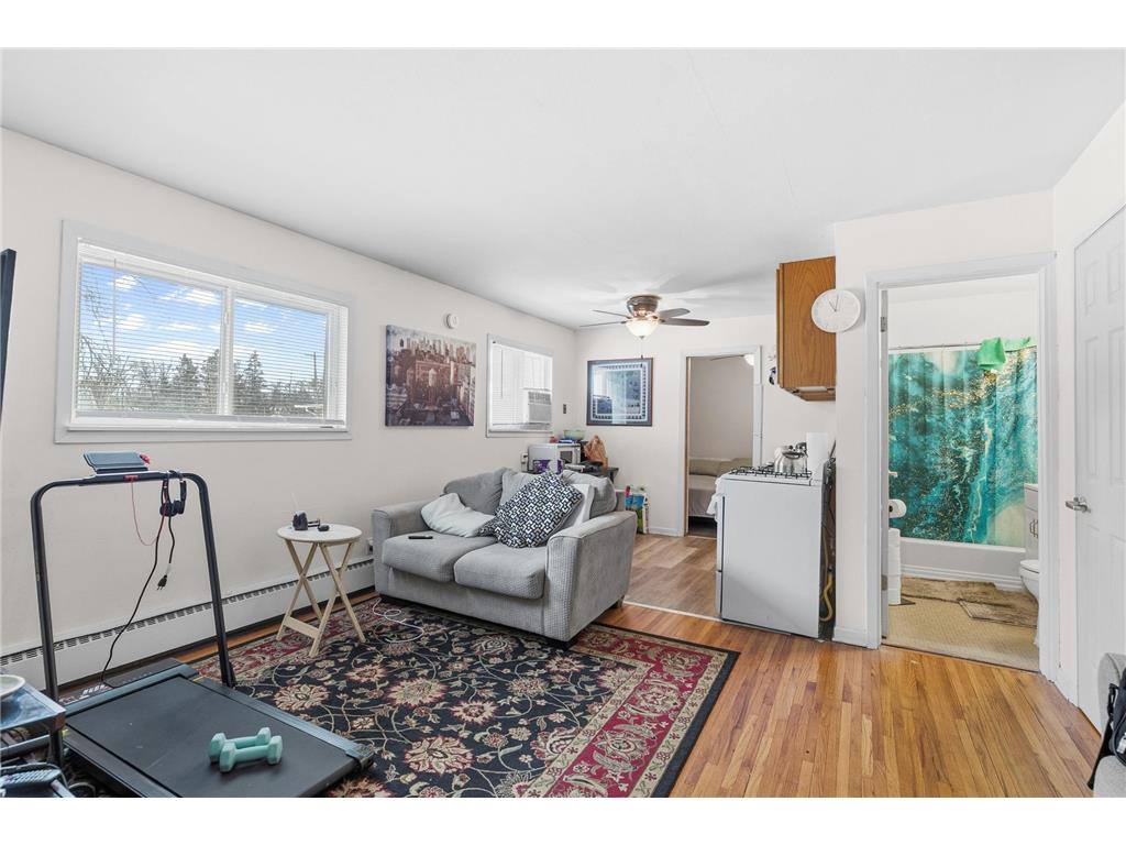 2633 Division Street N North Saint Paul MN 55109 7016429 image3