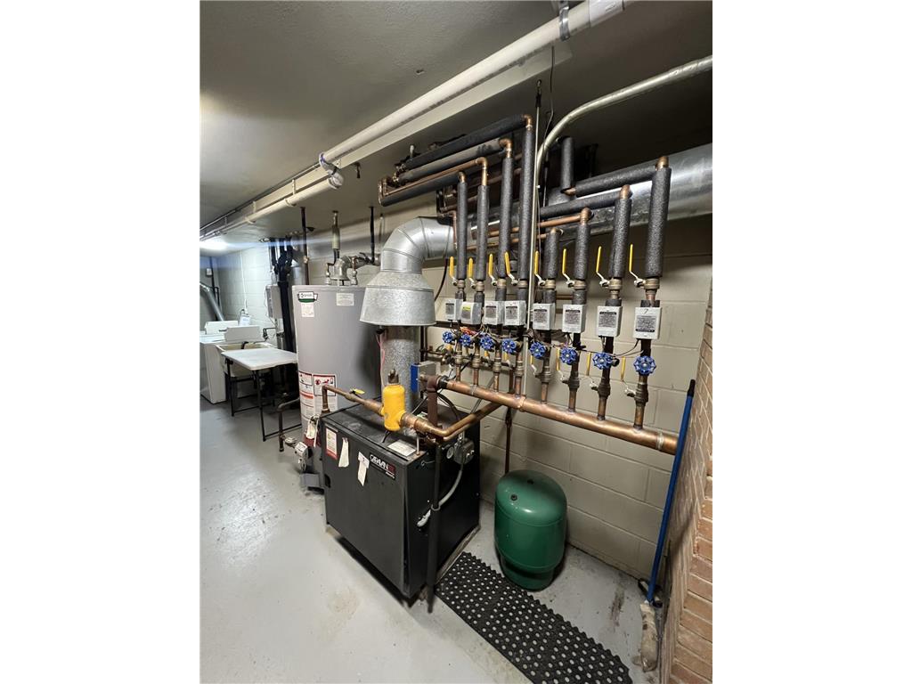 2633 Division Street N North Saint Paul MN 55109 7016429 image39