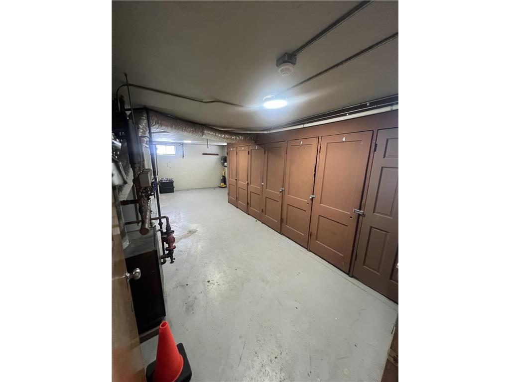 2633 Division Street N North Saint Paul MN 55109 7016429 image41