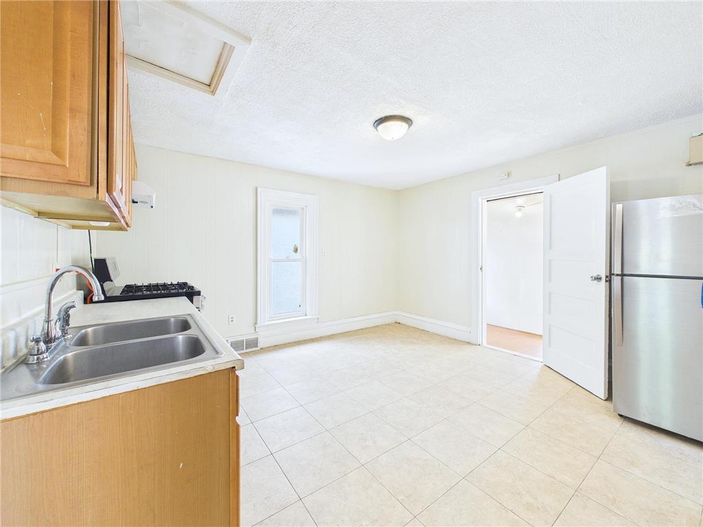 2633 Taylor Street NE Minneapolis MN 55418 7078518 image33