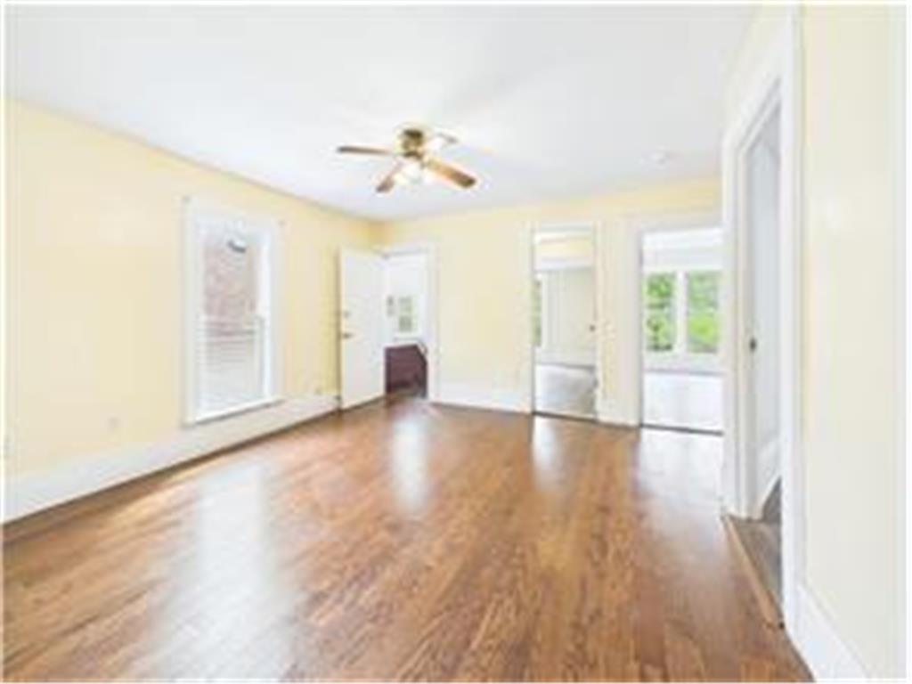 2633 Taylor Street NE Minneapolis MN 55418 7113198 image9