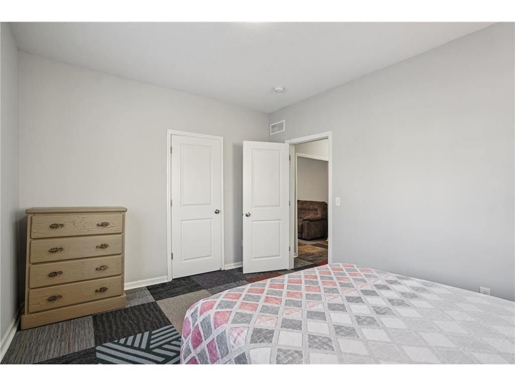 2635 Colfax Avenue N Minneapolis MN 55411 7028244 image14