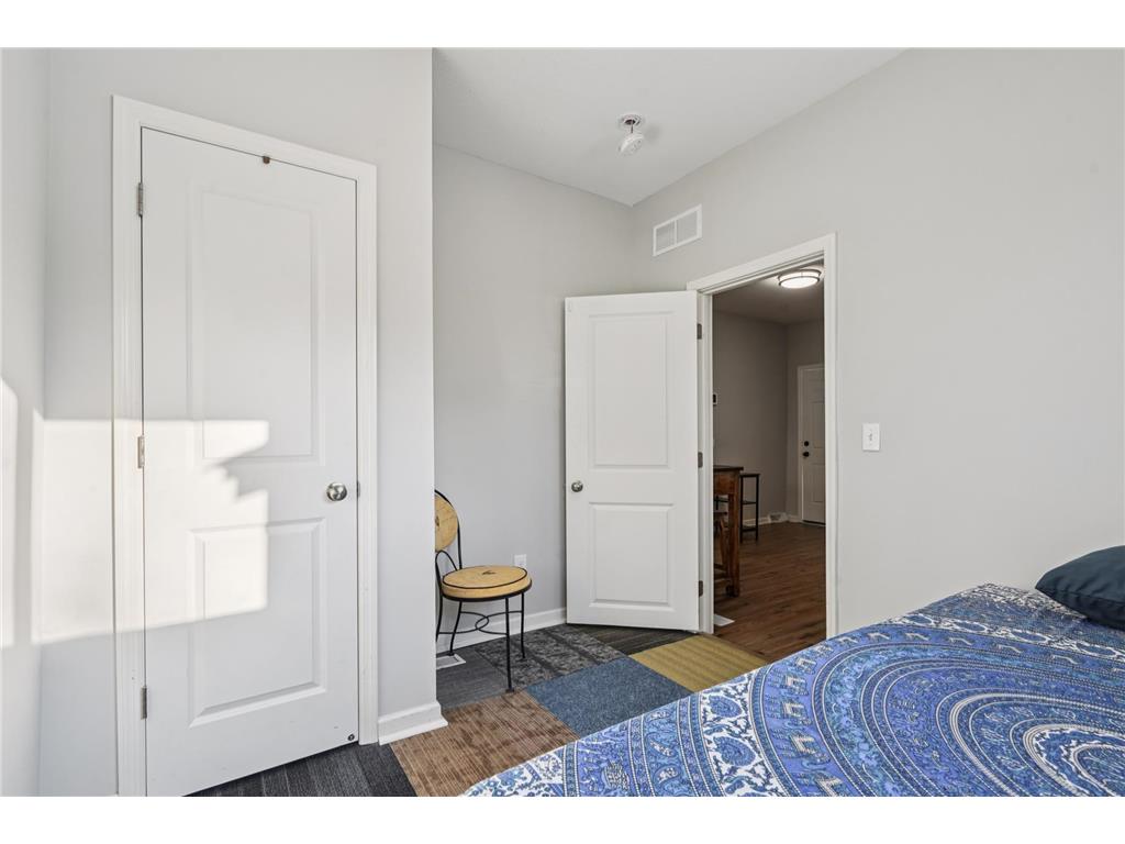 2635 Colfax Avenue N Minneapolis MN 55411 7028244 image18