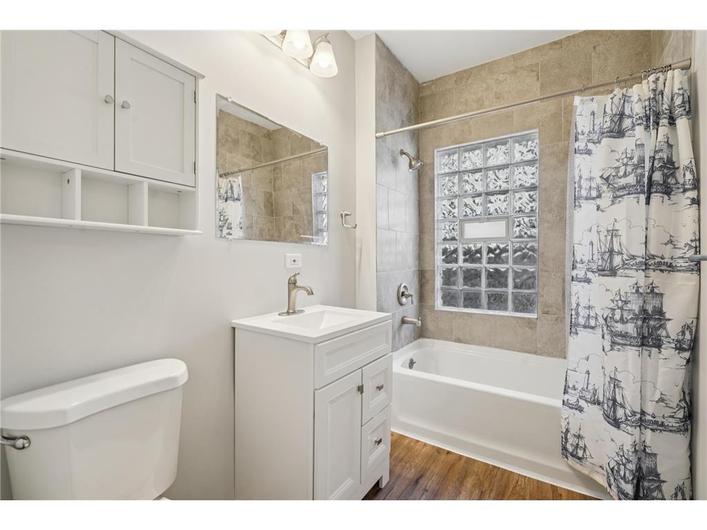 2635 Colfax Avenue N Minneapolis MN 55411 7028244 image20