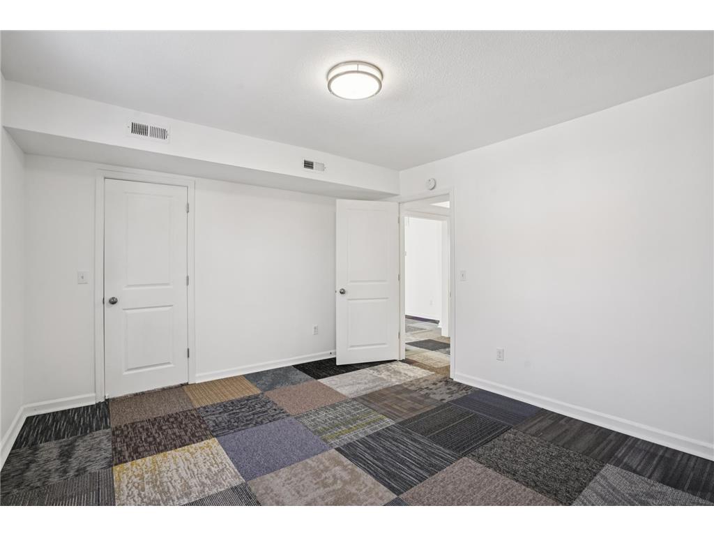 2635 Colfax Avenue N Minneapolis MN 55411 7028244 image28