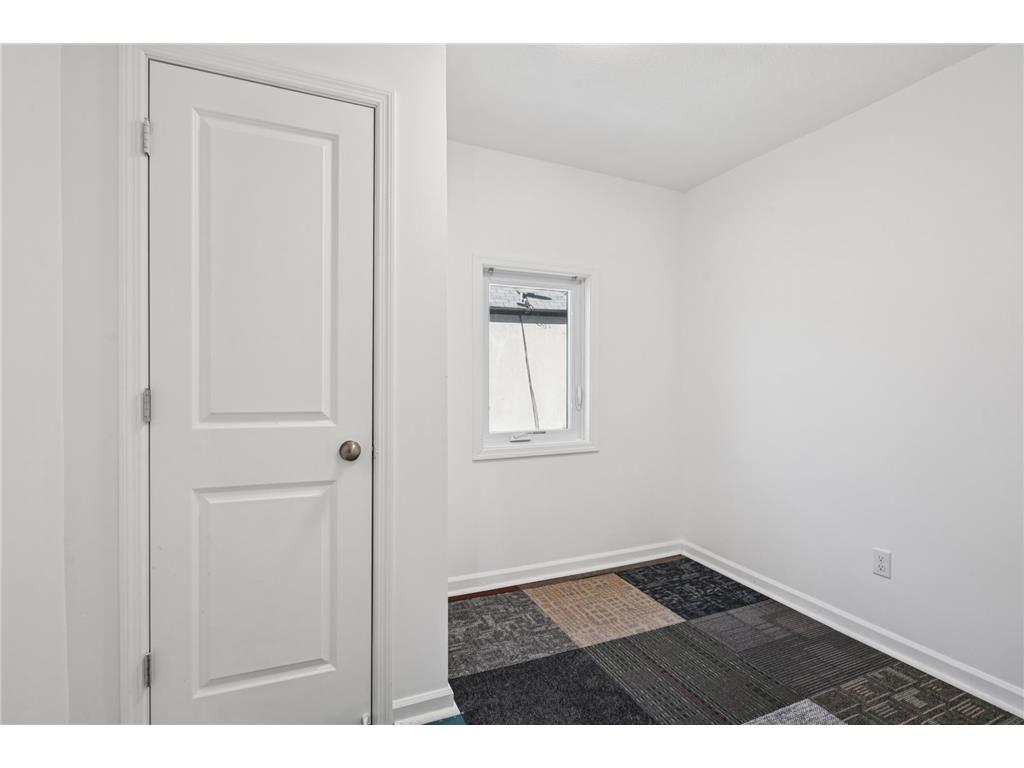 2635 Colfax Avenue N Minneapolis MN 55411 7028244 image30