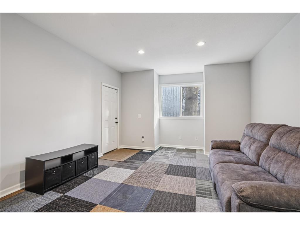 2635 Colfax Avenue N Minneapolis MN 55411 7028244 image6