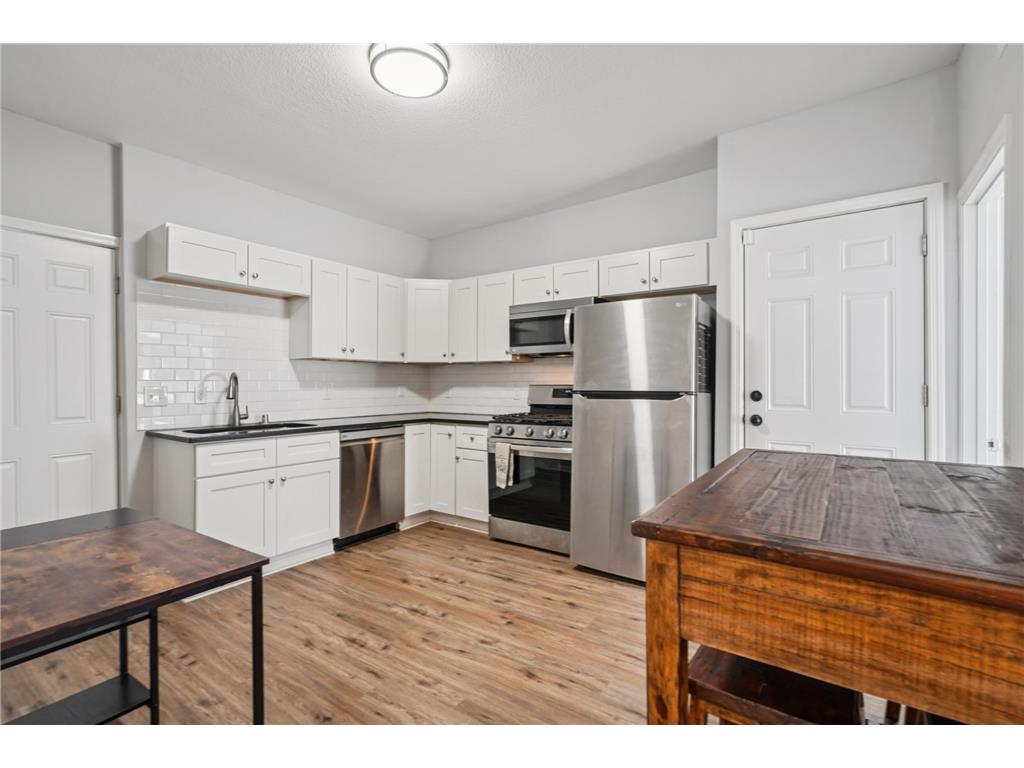 2635 Colfax Avenue N Minneapolis MN 55411 7028244 image8