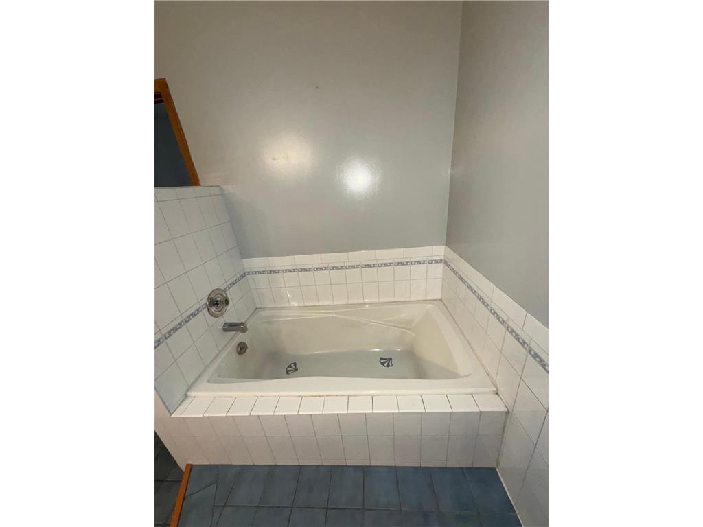 2635 Guthrie Avenue N Oakdale MN 55128 7108323 image13