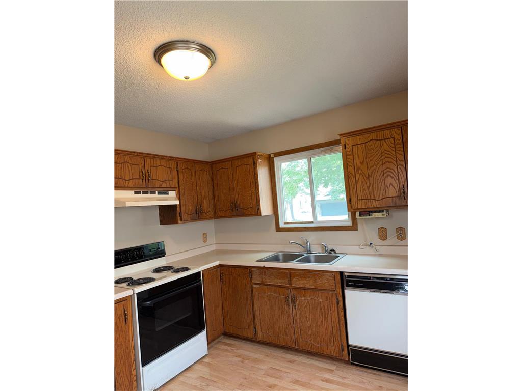2635 Guthrie Avenue N Oakdale MN 55128 7108323 image2