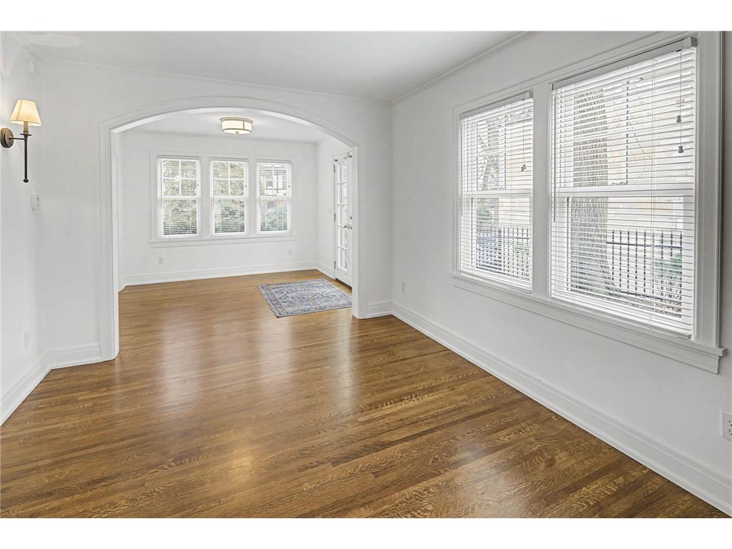 2635 Newton Avenue S Minneapolis MN 55405 - Lake of the Isles 7007965 image15