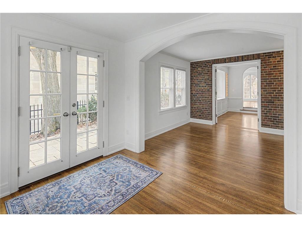 2635 Newton Avenue S Minneapolis MN 55405 - Lake of the Isles 7007965 image16