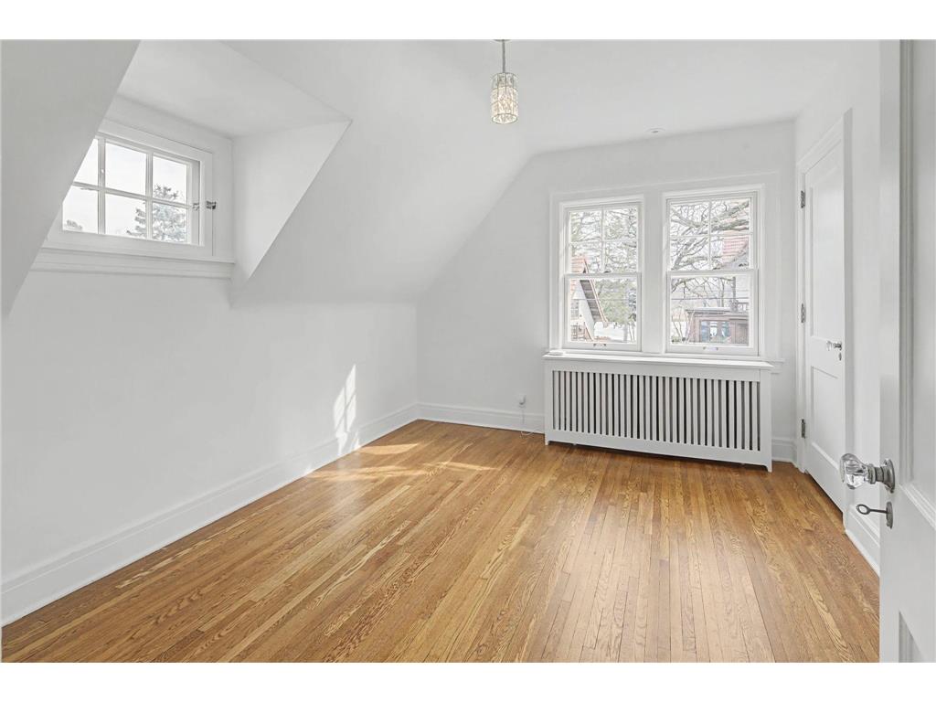 2635 Newton Avenue S Minneapolis MN 55405 - Lake of the Isles 7007965 image33