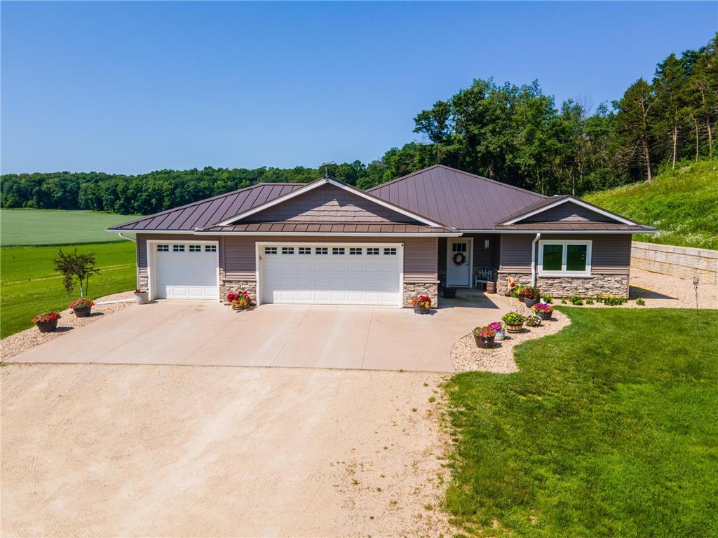 26369 Cherokee Road Saint Charles Twp MN 55972 6694922 image1