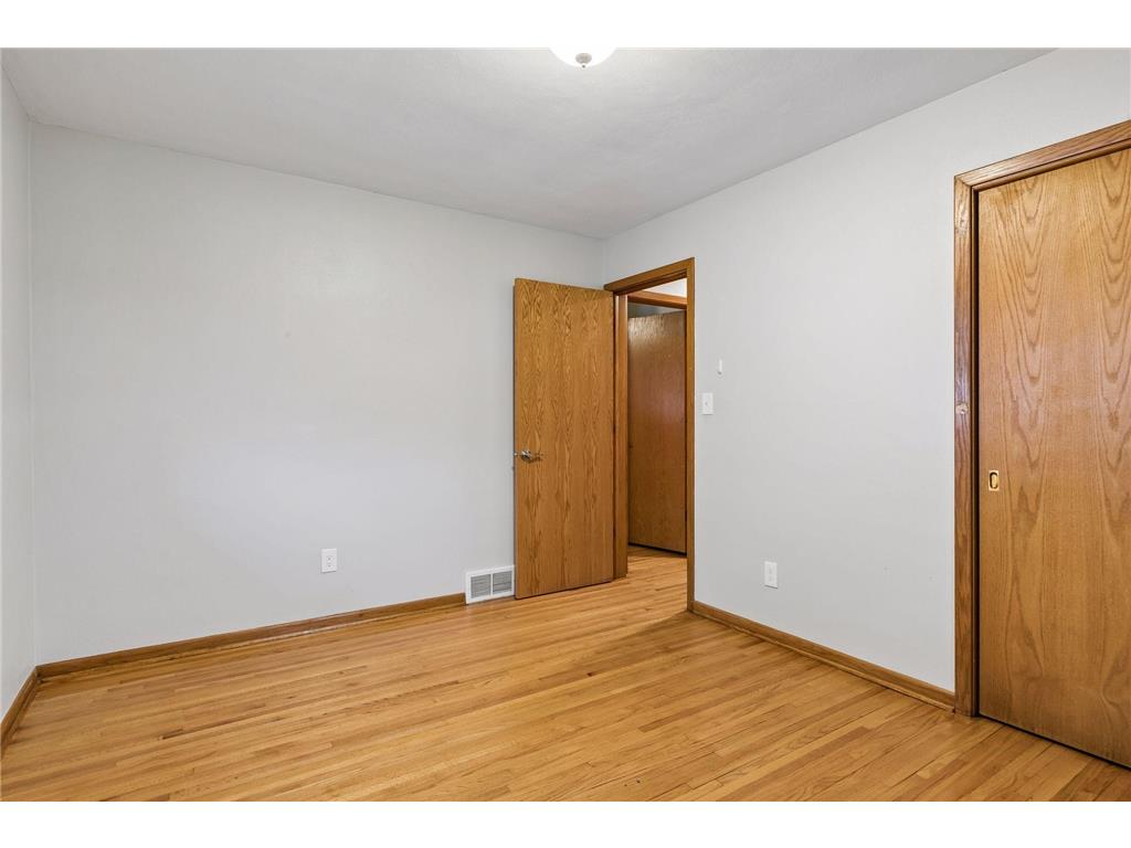 2637 5th Avenue E North Saint Paul MN 55109 7049031 image17