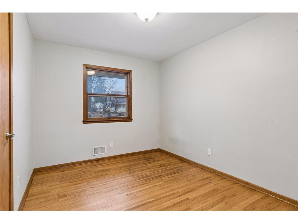 2637 5th Avenue E North Saint Paul MN 55109 7049031 image18
