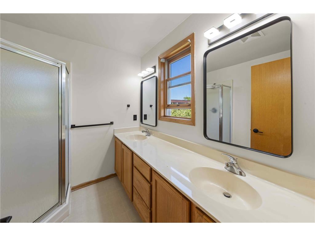 2637 5th Avenue S Minneapolis MN 55408 7040988 image12