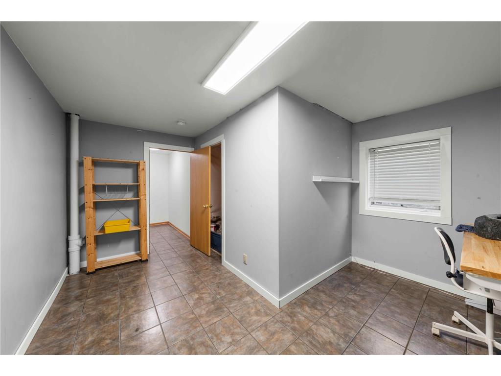 2637 5th Avenue S Minneapolis MN 55408 7040988 image17