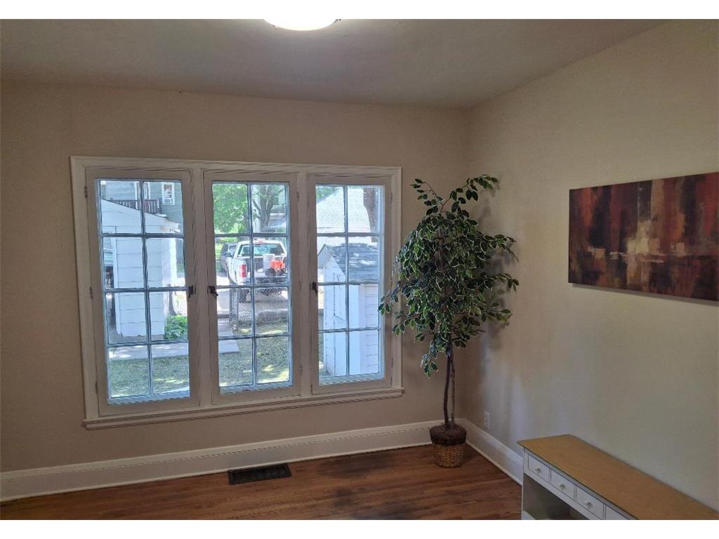 2637 Emerson Avenue S Minneapolis MN 55408 7067628 image9
