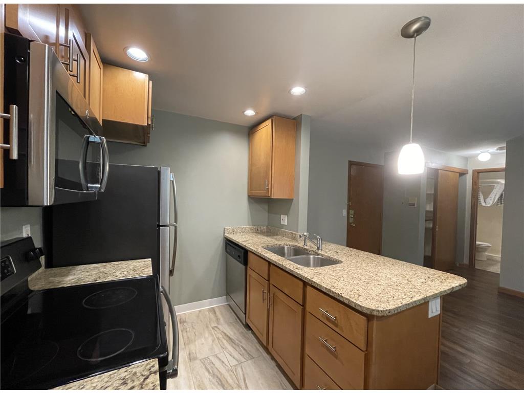 2637 Pleasant Avenue Minneapolis MN 55408 6640491 image25