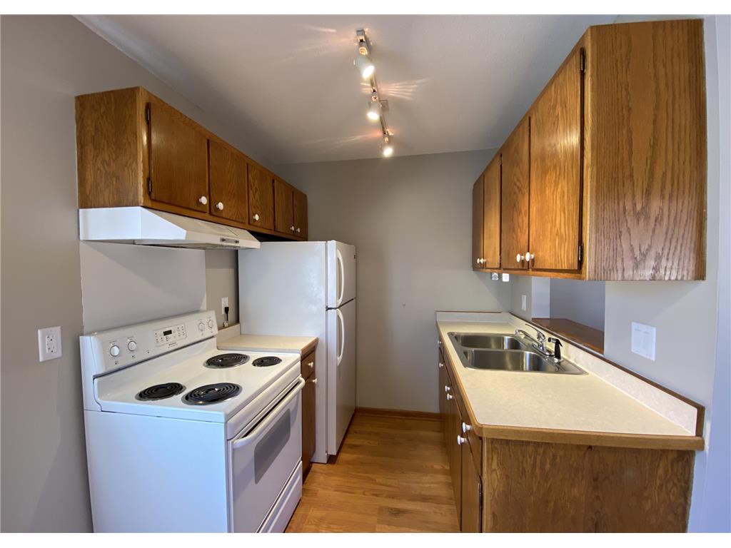 2637 Pleasant Avenue Minneapolis MN 55408 7037156 image21