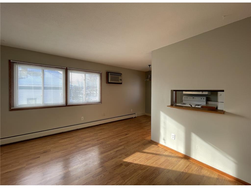 2637 Pleasant Avenue Minneapolis MN 55408 7037156 image26