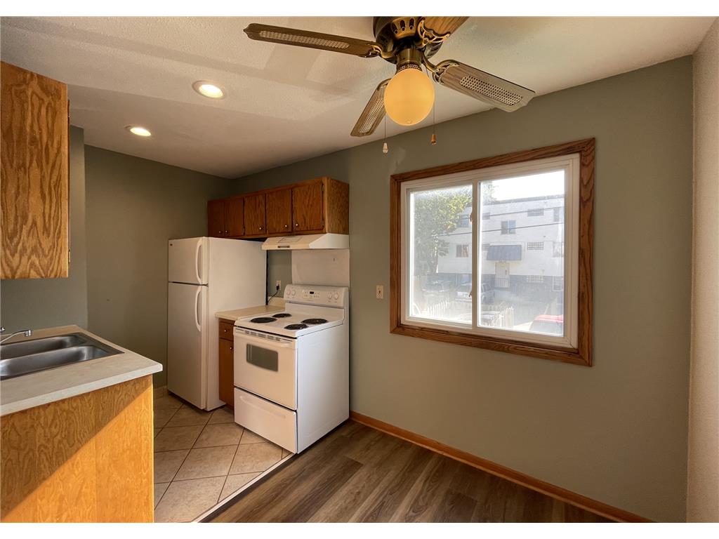 2637 Pleasant Avenue Minneapolis MN 55408 7037156 image37