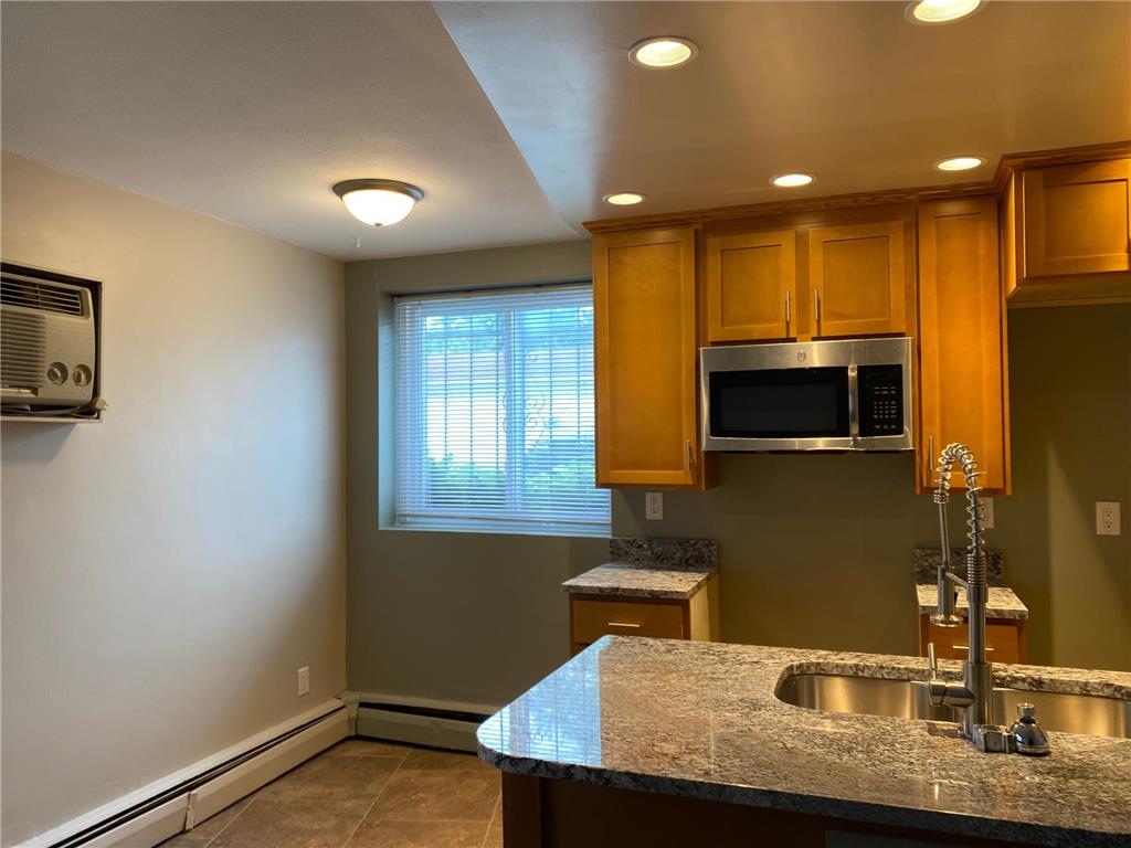 2637 S Pleasant Avenue S #5 Minneapolis MN 55408 7071159 image10