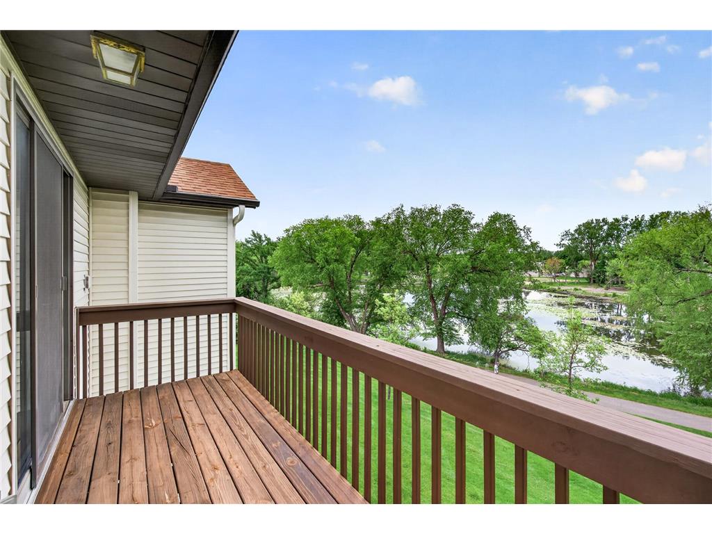 2638 Lake Court Drive #30 Mounds View MN 55112 7073642 image1